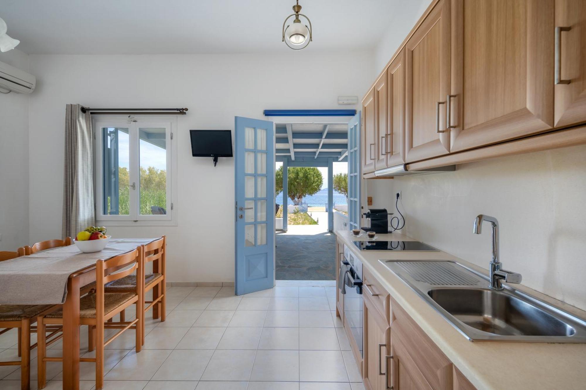 Galazio Seaside Apartments Livadákia Kültér fotó