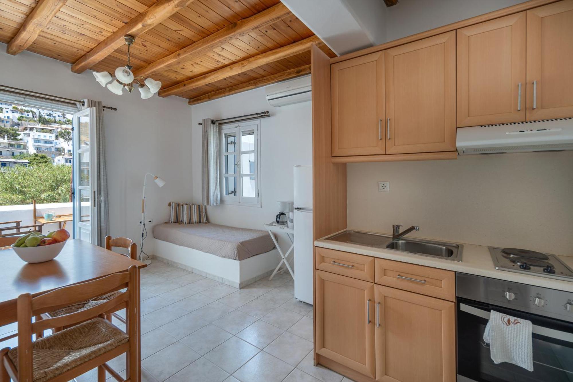 Galazio Seaside Apartments Livadákia Szoba fotó