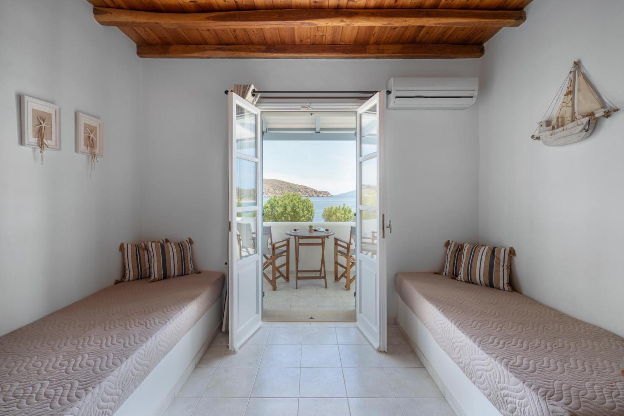 Galazio Seaside Apartments Livadákia Kültér fotó